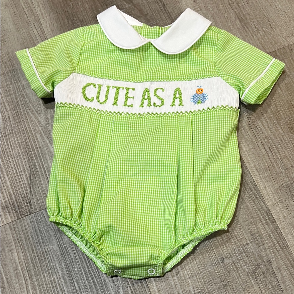 Cute as a bug smocked bubble size 6M made in El Salvador